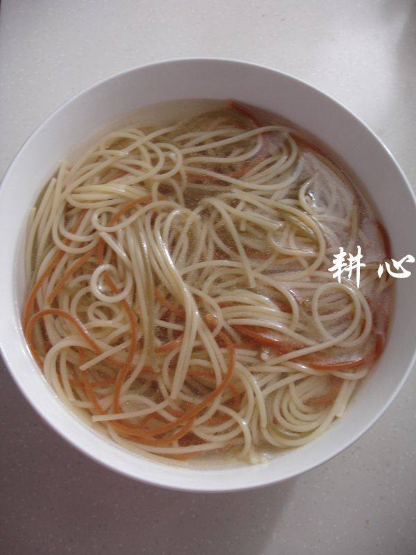 鱿鱼圈番茄酱意粉步骤5