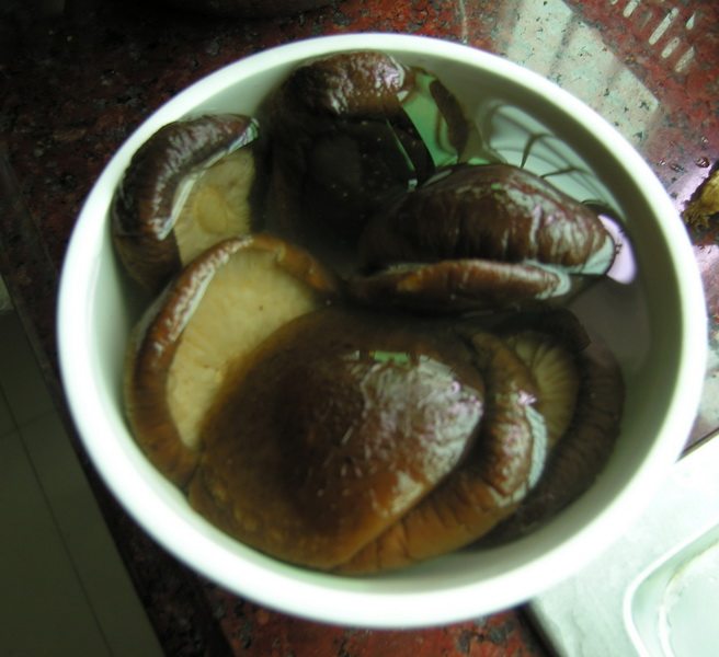 香草牛肉饼步骤2