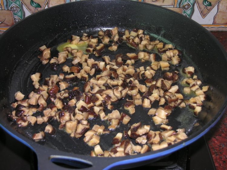 香草牛肉饼步骤8