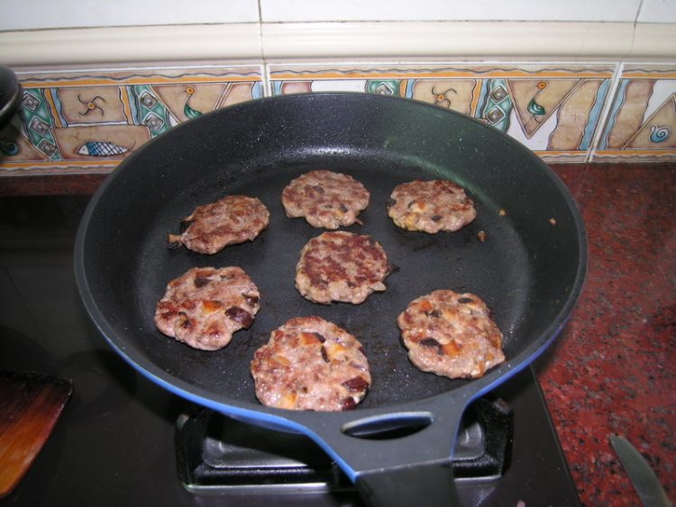 香草牛肉饼步骤14