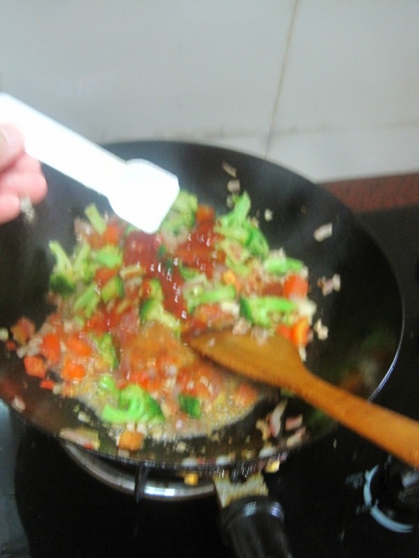 茄汁西兰花意粉步骤8