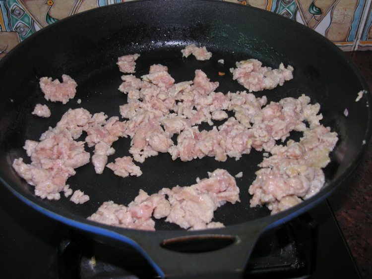 肉酱字母意面步骤5
