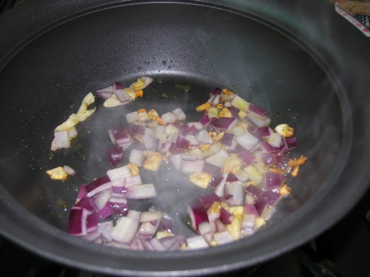 肉酱字母意面步骤8
