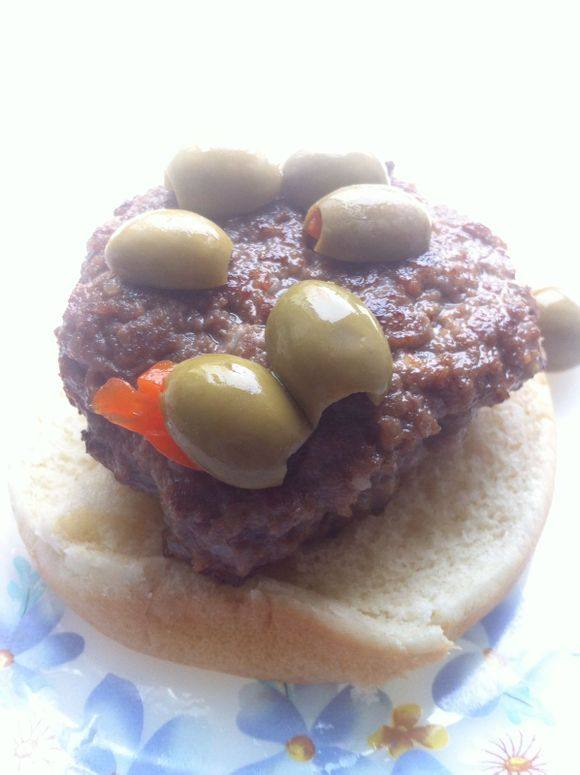 简单牛肉汉堡步骤7