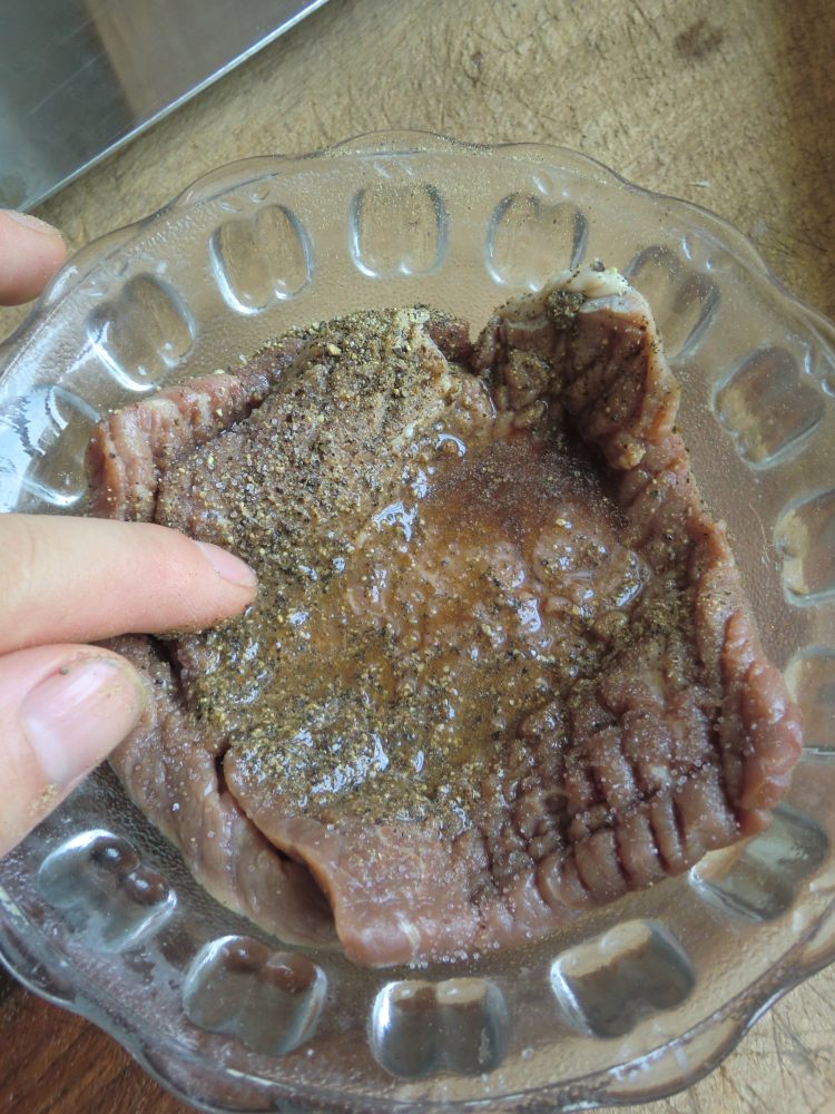 黑椒汁牛排套餐步骤3