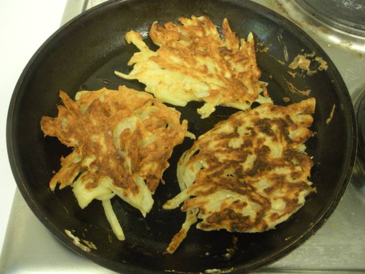 西式土豆洋葱煎饼步骤8