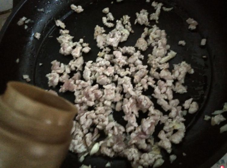 猪骨肉味增拉面步骤8