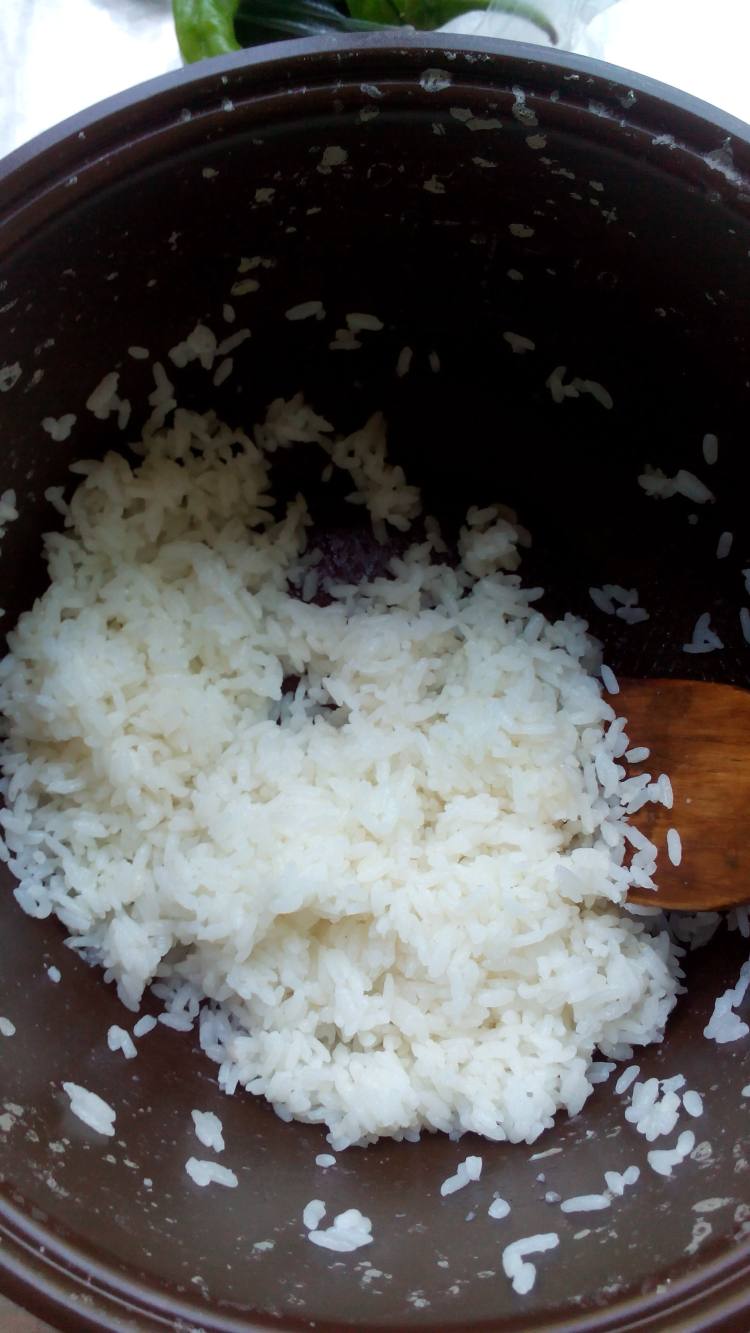 沙丁鱼饭团步骤9