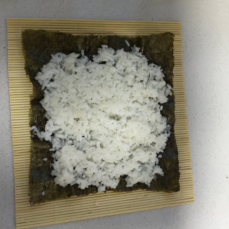卷寿司步骤5