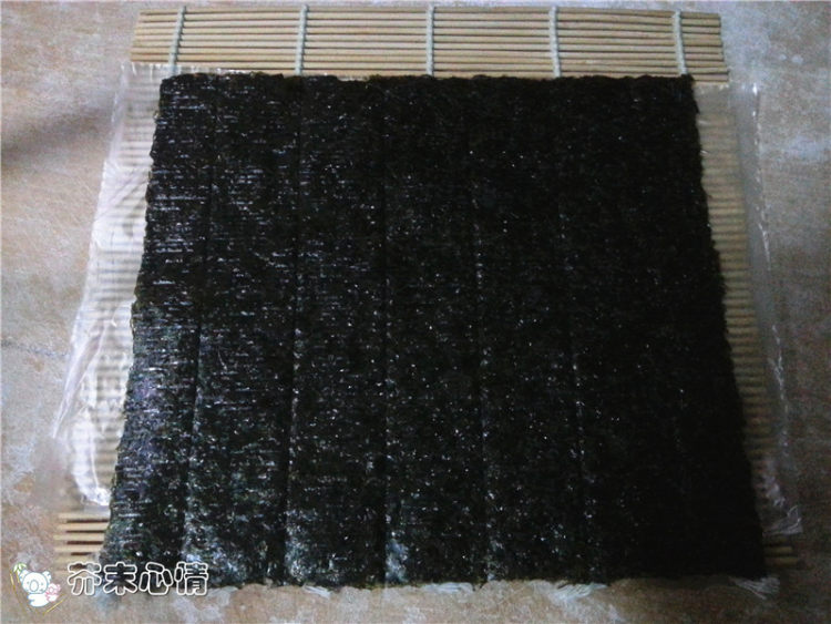 麻酱紫菜包饭步骤1