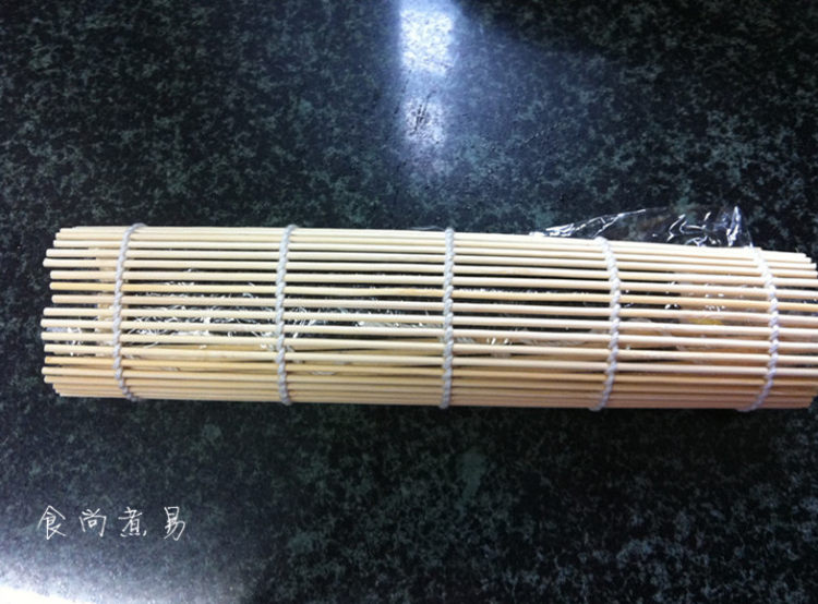 火腿鸡蛋寿司步骤11