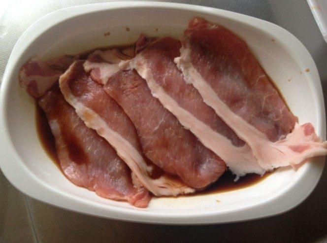 猪肉生姜烧步骤2