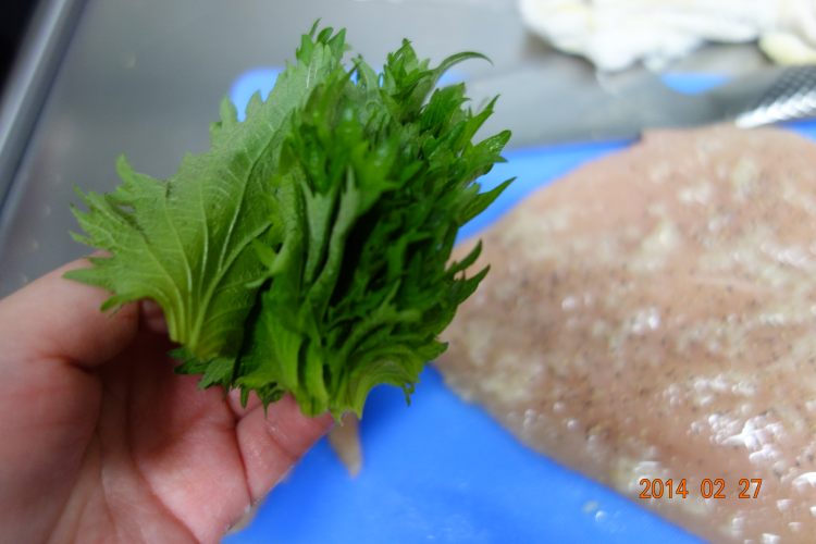 鸡肉紫苏卷步骤5