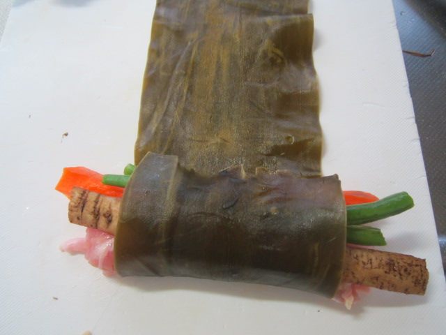 鸡肉昆布卷步骤12