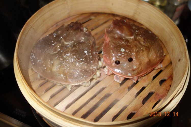蒸长脚蟹步骤3