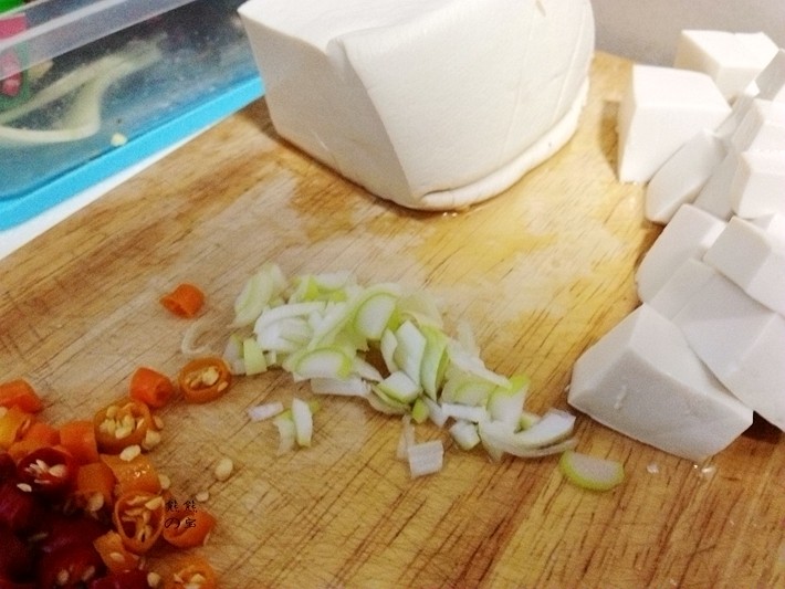 豆腐黄豆芽味噌汤步骤2