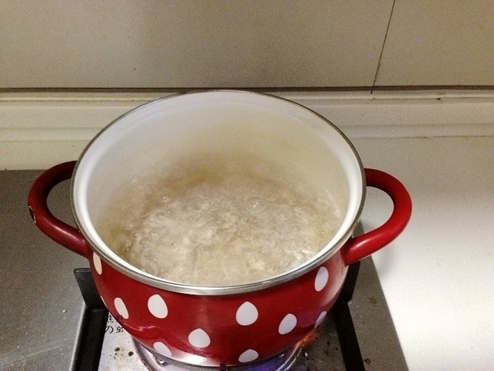 豆腐黄豆芽味噌汤步骤5