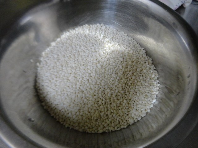 鮭鱼三叶拌饭步骤9