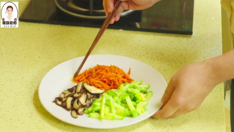 韩式拌饭步骤7