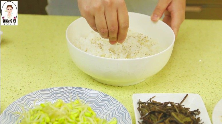 韩式拌饭步骤16