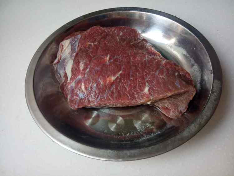 生菜烤牛肉步骤1