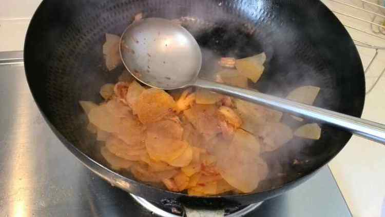 韩式泡菜炒土豆片步骤9