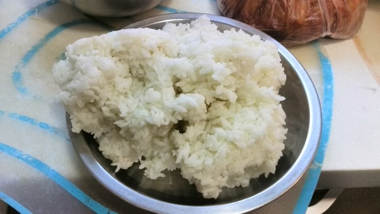 韩式泡菜炒饭步骤1