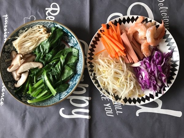 韩式石锅拌饭步骤3