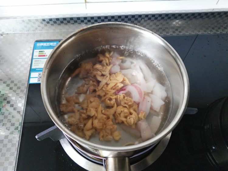 韩式海鲜葱饼步骤3