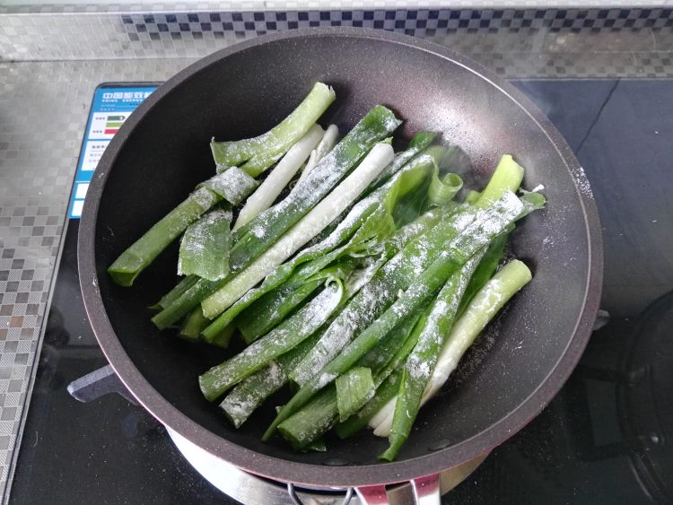 韩式海鲜葱饼步骤9