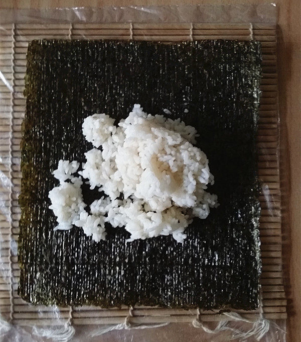 肉松火腿寿司步骤6
