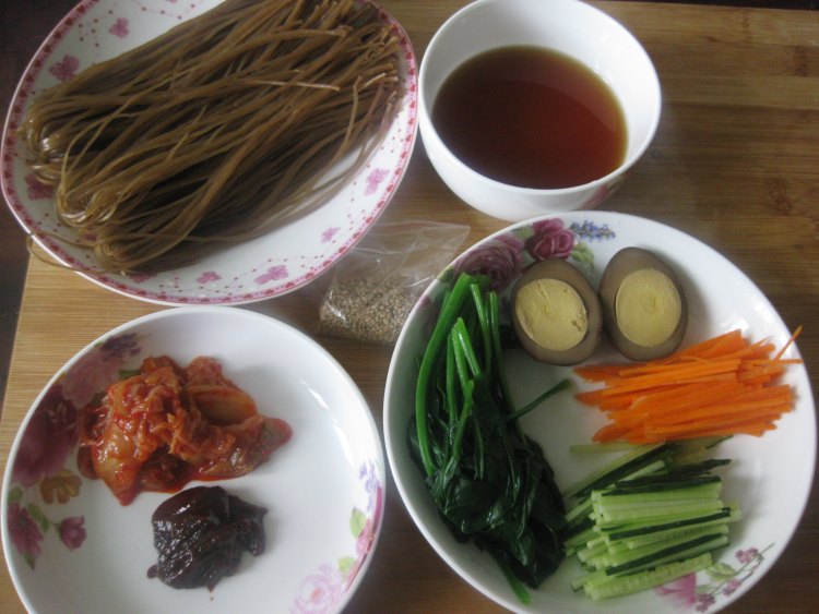 朝鲜荞麦冷面步骤2