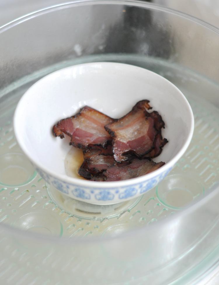 腊肉石锅拌饭步骤2