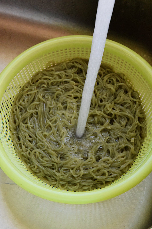 海藻冷面步骤3