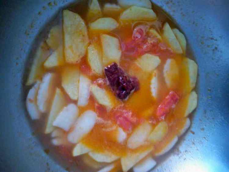 土豆炒年糕步骤5