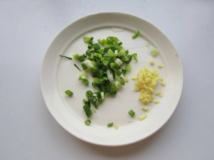 雪里蕻肉末石锅拌饭步骤3