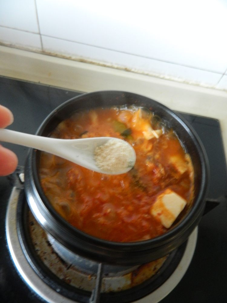 韩式泡菜炖秋刀鱼步骤12