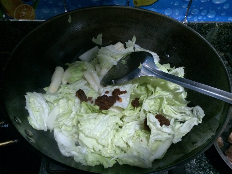 沙茶酱炒年糕步骤8