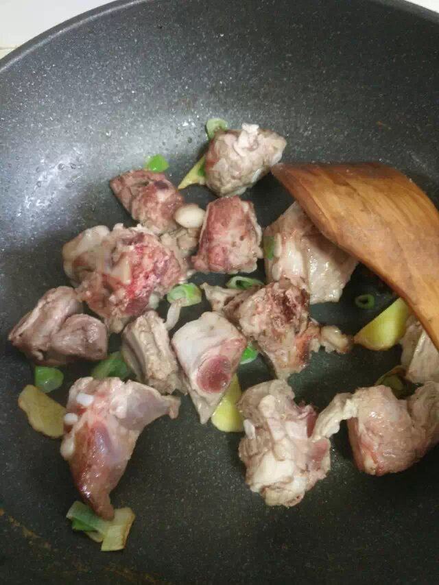 泡菜排骨豆腐汤步骤5