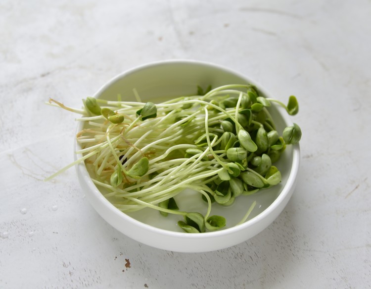 冻豆腐泡菜汤步骤3