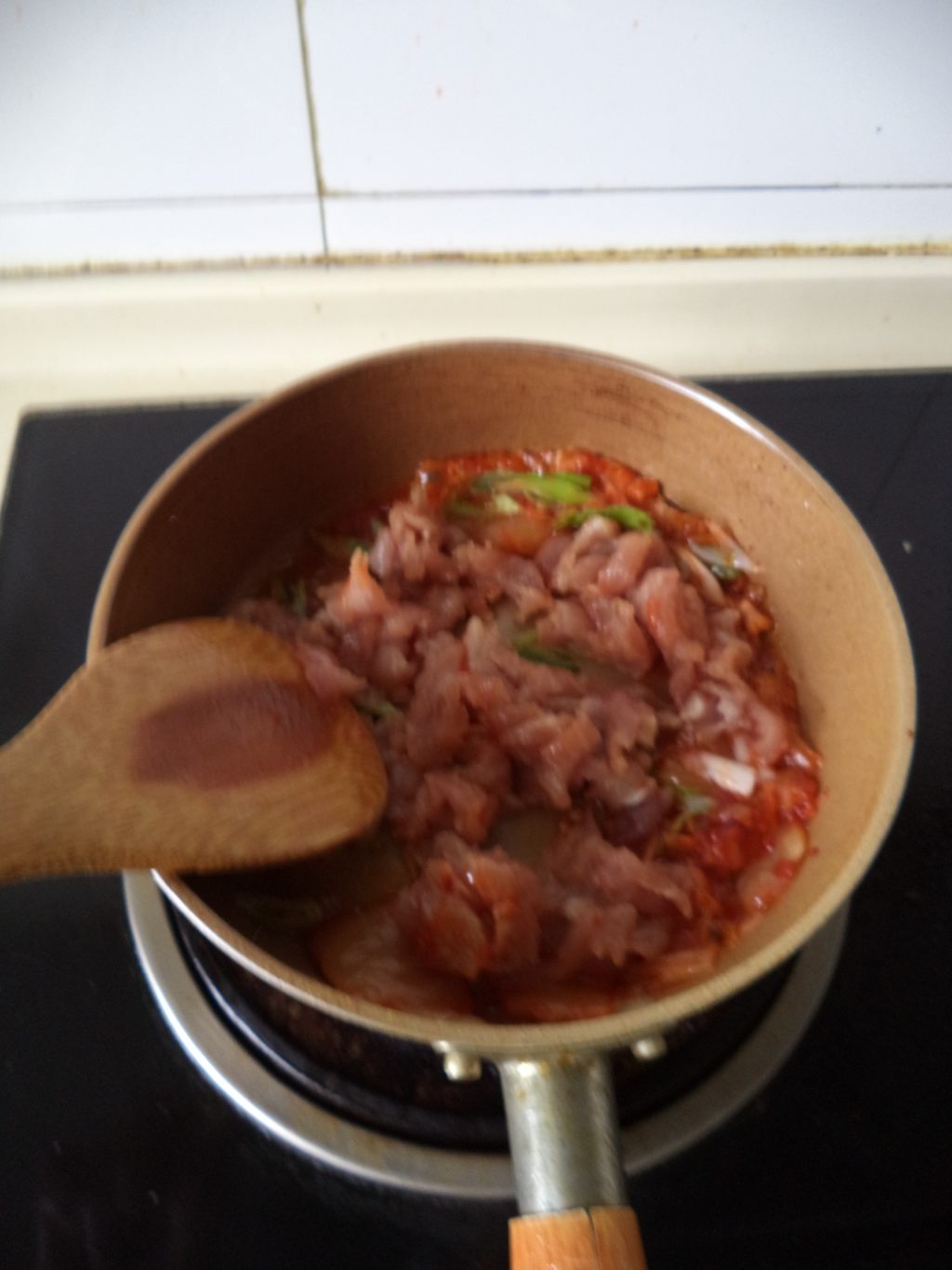 猪肉泡菜石锅拌饭步骤7