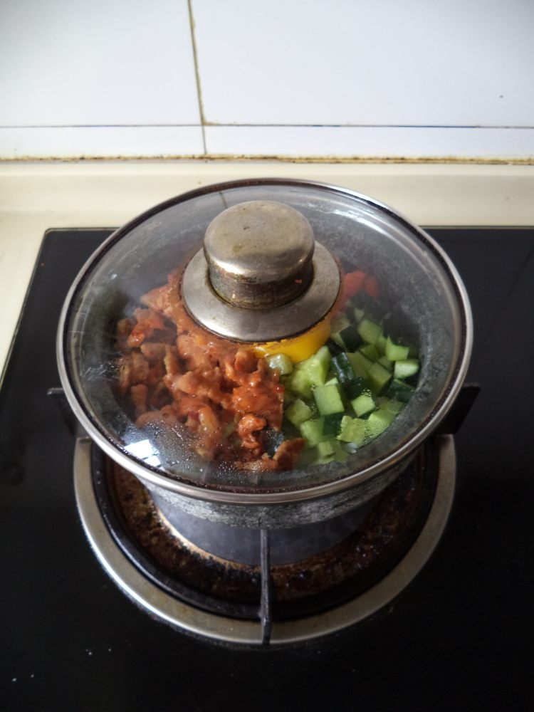 猪肉泡菜石锅拌饭步骤13