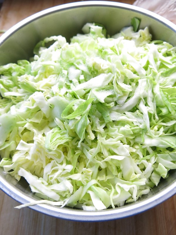 凉拌辣味圆白菜步骤4