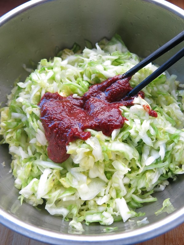 凉拌辣味圆白菜步骤7