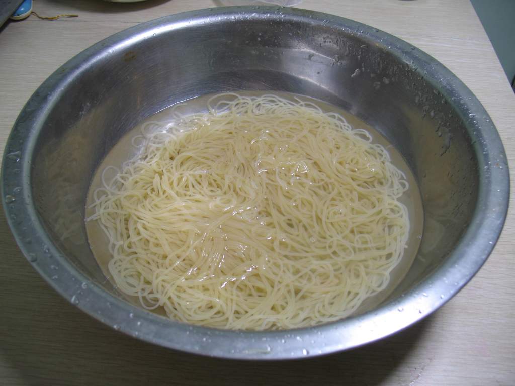 泡菜汤冷面步骤12