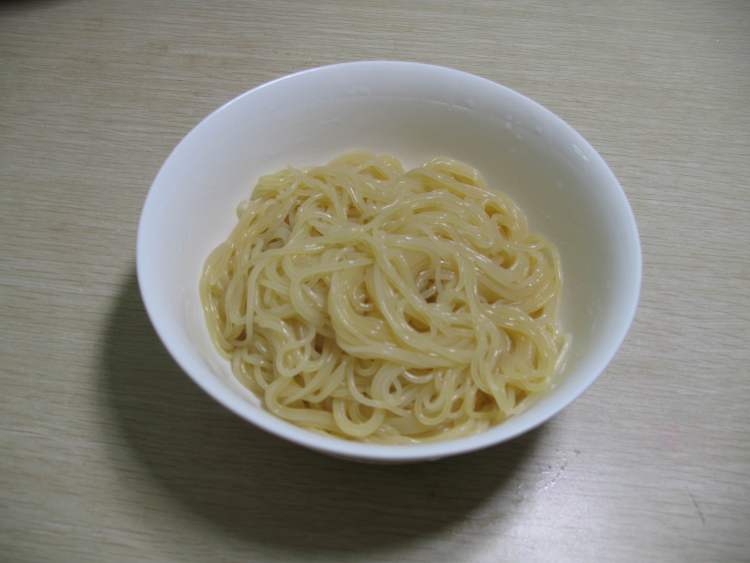泡菜汤冷面步骤13
