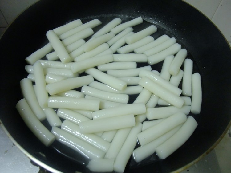辣炒泡菜年糕步骤5