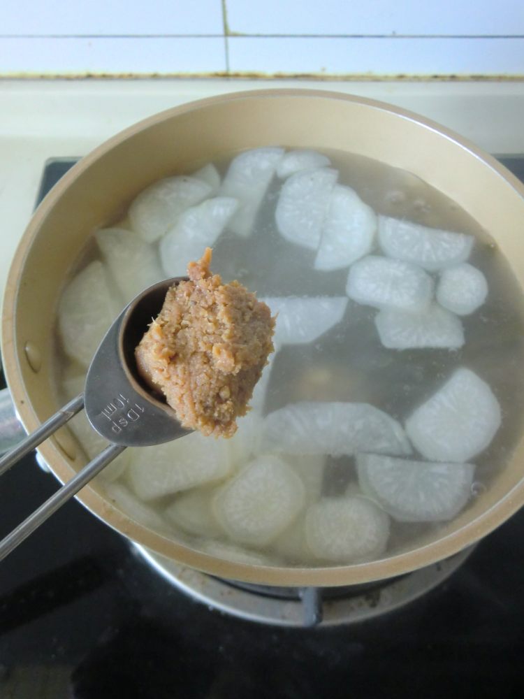 韩式干贝海带大酱汤步骤10