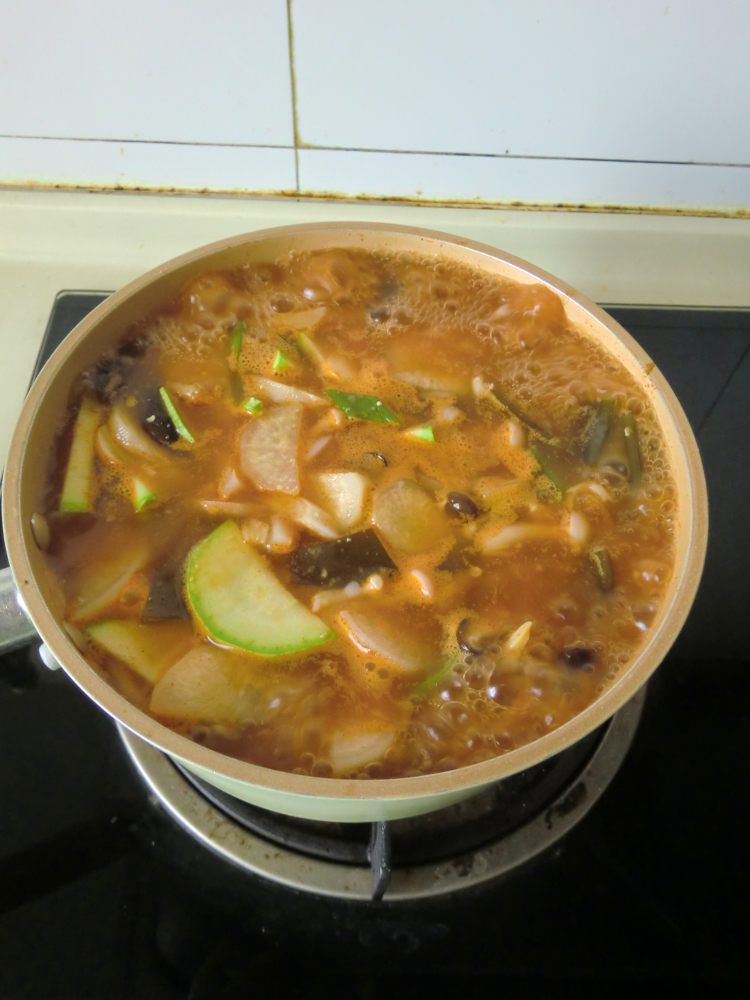 韩式干贝海带大酱汤步骤18