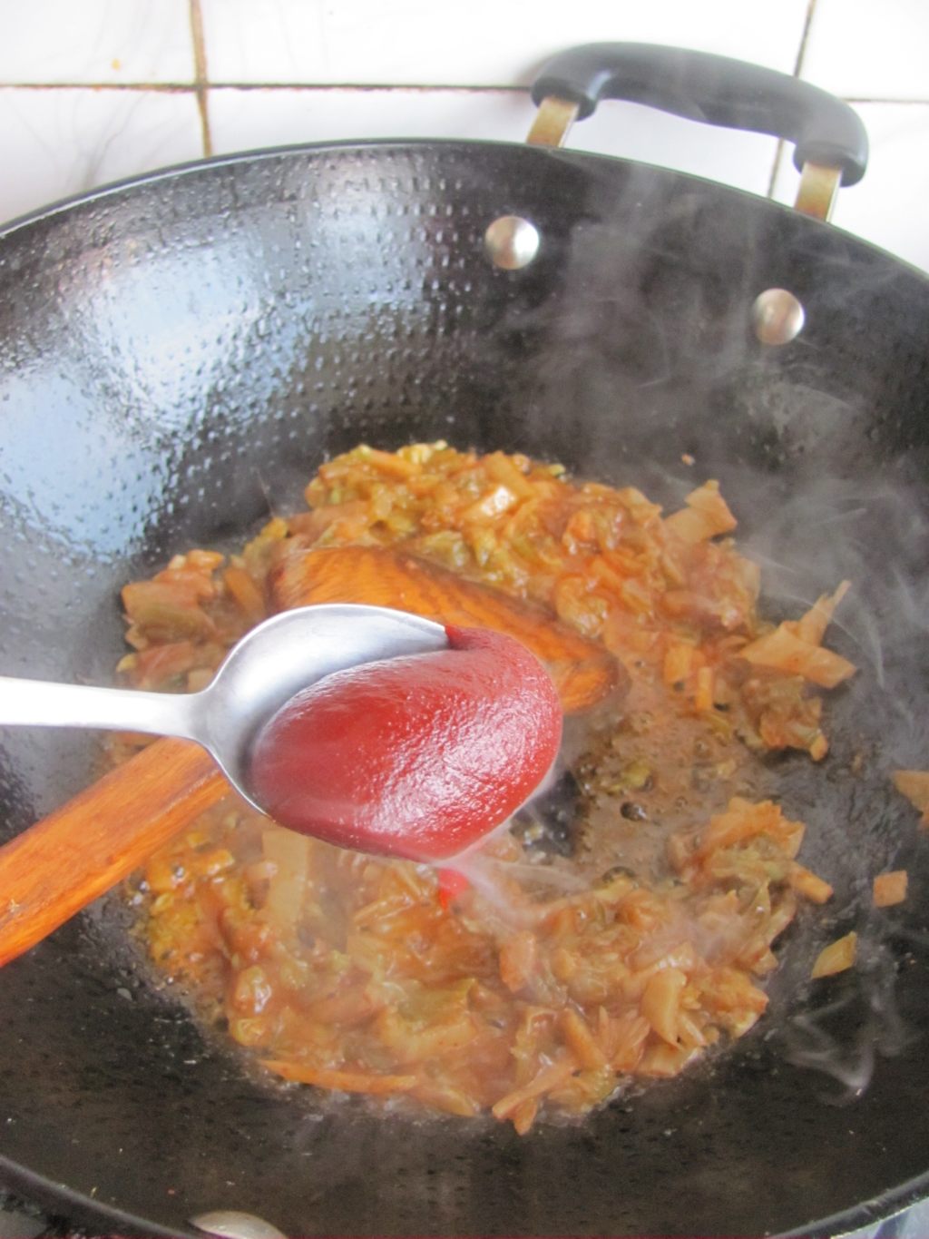 韩式泡菜炒土豆丝步骤4